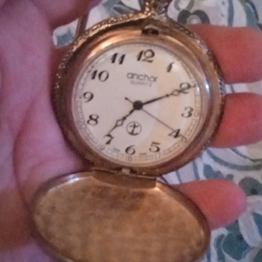 Train vintage anchor pocket watch classic
